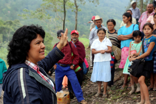 2015_BertaCaceres_.goldmanprize