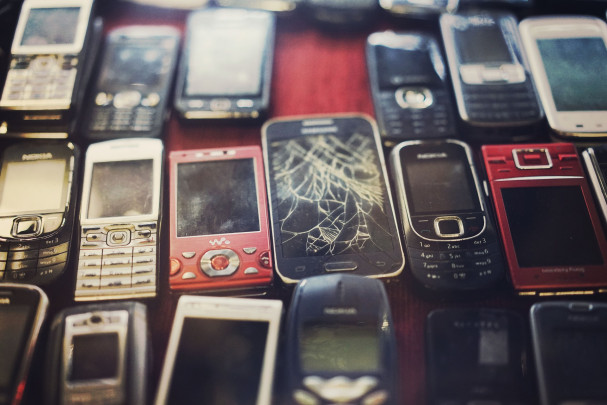 mobile-phone-3734545_1920