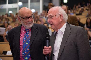 <p>Higgs y Englert. Imagen: CERN</p>