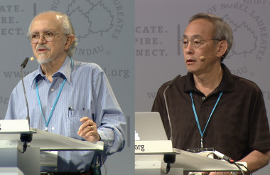 <p>Steven Chu (derecha) y Mario Molina (izquierda) en la reunión de premios Nobel en Lindau / SINC</p>