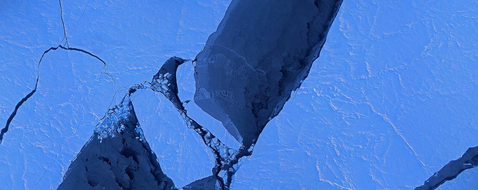 <p>Un mosaico de imágenes del hielo marino en la cuenca canadiense, tomada por el Sistema de Cartografía Digital IceBridge el 28 de marzo de 2014. / Digital Mapping System NASA </p>