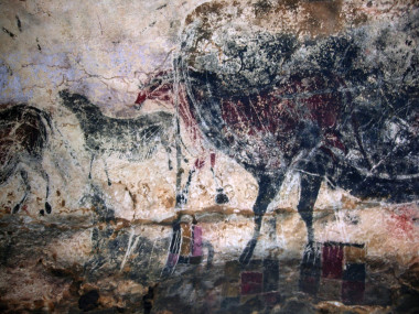<p>Imagen de las pinturas rupestres de la cueva de Lascaux, una joya del arte rupestre. Imagen: Cesareo Saiz.</p>
