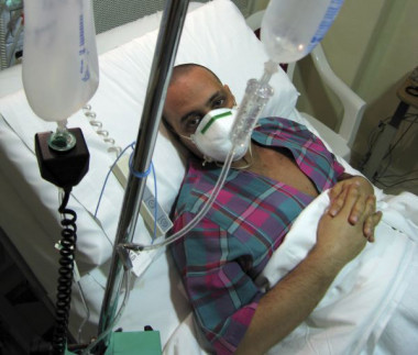 <p>Un paciente recibe tratamiento de quimioterapia. Imagen: Globevision</p>