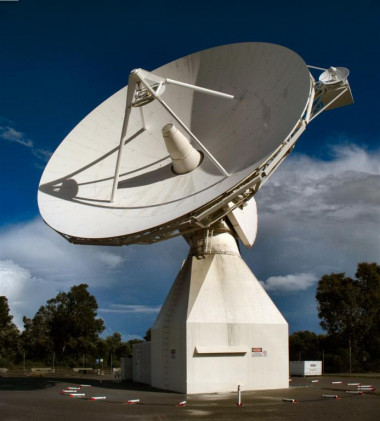 <p>La antena de 15 m de la ESA en Perth, Australia. Imagen: ESA.</p>