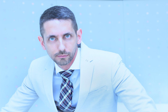 <p><strong>Eduardo López Collazo. </strong>Investigador cubano, director científico del Instituto de Investigación Hospital Universitario La Paz (IDiPAZ) de Madrid. Único científico en la lista de 50 homosexuales más influyentes de España que elabora <em>El Mundo</em>.</p>