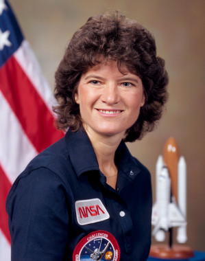 <p><strong>Sally Raid.</strong> Física, astronauta y primera mujer estadounidense en alcanzar el espacio exterior. Gran defensora de fomentar las carreras STEM entre las niñas, ocultó su homosexualidad para que su mensaje no fuera atacado.</p>