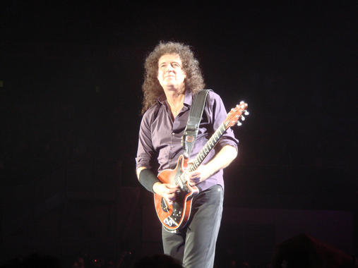 <p><strong>4. La física de Bryan May.</strong> Tras su melena de rockero hay un cerebro de astrofísico. May (Hampton, 1947), guitarrista y compositor de <em>Queen</em>, se licenció en Física en el Imperial College de Londres y comenzó un doctorado en Astronomía. / <a href="http://www.flickr.com/photos/txine/5526999743/sizes/l/in/photolist-9qpjt2-bEgG6Y-bEgDSU-bTbkBM-bEgDzC-bTbowx-bTbpCc-bTboXV-bTbqGK-bTbm2M-bEgCqo-bEgCGu-bEgEk3-bEgBr9-bEgErE-bEgFKN-bEgEJN-bEgF8w-bTbkLi-bEgDub-bEgBHq-bEgFAS-bEgCr9-bTbnoD-8pwx5-bTQh7v-81efyi-bTbk" target="_blank">Mario Hernandez Garcia</a></p>