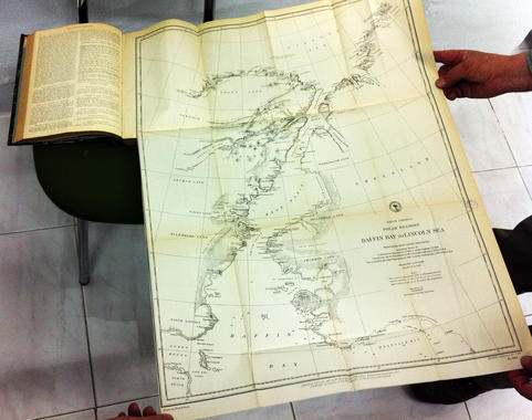 <p>En la colección de <em>Science</em> uno de los primeros ejemplares, de 1885, incluye un mapa desplegable de las penínsulas de Groenlandia. / SINC</p>