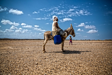 <p>La Guajira, a department located in northeastern Colombia, on the border with Venezuela, suffered a severe drought in 2014. / <a href="https://www.flickr.com/photos/139982674@N07/33838529112/in/photolist-TyciMJ-EH2B2w-EcSQcA-FaAtEk-FaAfHi-EcTo9m-FaA1hz-EH24W5-FaA9Ba-oLqAp3-oLqPtE-p3VkiT-oLr7Fc-p3VucV-oLqCbu-p3ViAp-p3E2Ae-p3Vt3v-oLrgnG-p3TkFN-oLqEHo-p1TuKq-oLrcFc-oLr847-uTUtME" target="_blank">David Taggart</a></p>