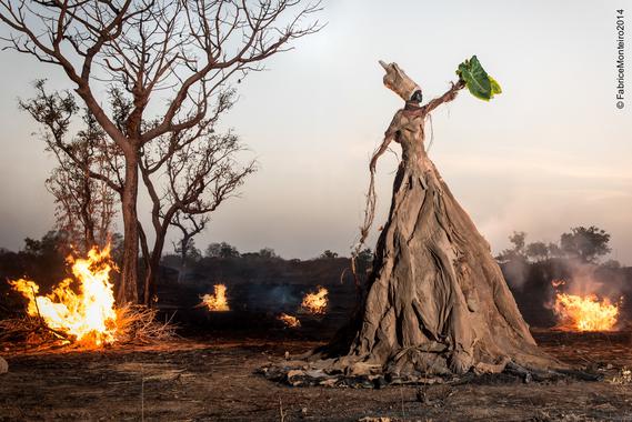 <p>Las fotografías retratan desde el surrealismo la realidad de unos recursos naturales frágiles y limitados. / Ecofund.org</p>