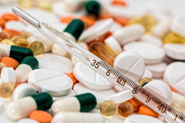 
<p/>El placebo y el nocebo tienen un fuerte impacto sobre los efectos de los fármacos, la recuperación de los pacientes y el alivio de sus síntomas. / Pixabay
» /></div><span style=