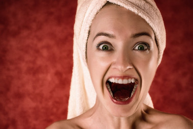<p>La cavidad oral humana está colonizada por una gran variedad de bacterias. / <a href="https://pixabay.com/es/rubia-toalla-retrato-glamour-2094172/" target="_blank">Pixabay</a></p>