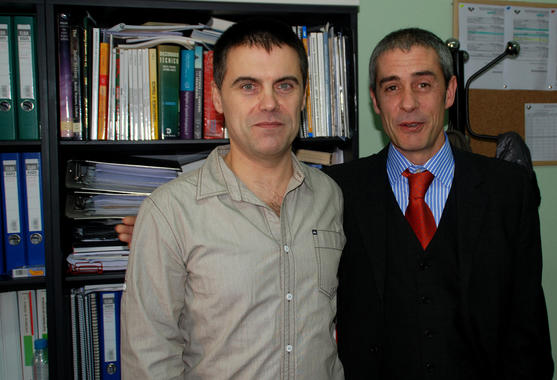 <p>Modesto Amundarain y Mikel Alberdi, autores de las tesis.Imagen: UPV/EHU.</p>