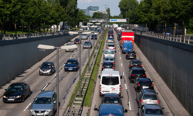 <p>Congestión de tráfico en una gran ciudad. / URV</p>