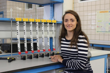 <p>Sara Moreno y otros investigadores de la Universidad de Sevilla han analizado 13 años de medidas de radiación solar. / US</p>