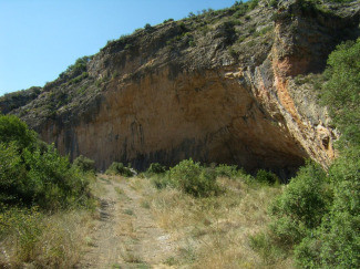 <p>Yacimiento de Cova Gran, en Lleida. Foto: UAB.</p>