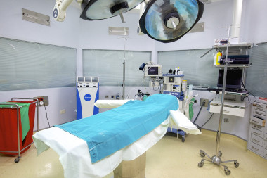 <p>La detección de la enfermedad se complica en los pacientes que han sido sometidos a cirugía. / <a href="https://pixabay.com/es/hospital-quir%C3%B3fano-m%C3%A9dico-cirug%C3%ADa-2767950/" target="_blank">Pixabay</a></p>