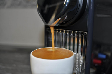 <p>Los preparados de café a partir de cápsulas tienen más furano que el resto, pero siempre dentro de unos niveles seguros para la salud. <a href="http://www.agenciasinc.es/esl/imagenes/inicio/(imagen)/78376" target="_self">Imagen:</a> SINC.</p>