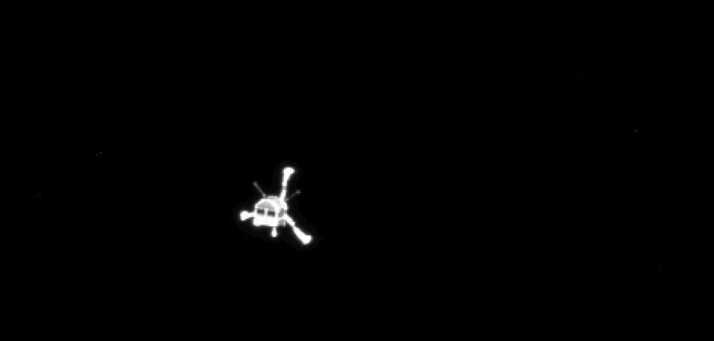 <p>Imagen real de Philae abandonando Rosetta para dirigirse a la superficie del cometa 67P/ ESA</p>