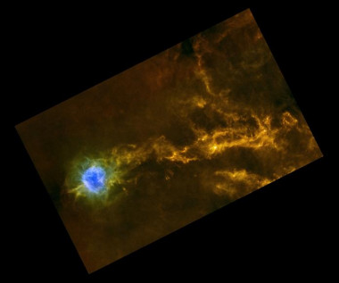 <p>El satélite Herschel ha descubierto que las nubes interestelares más cercanas a la Tierra contienen redes de filamentos gaseosos. Imagen: ESA, SPIRE PACS D.</p>