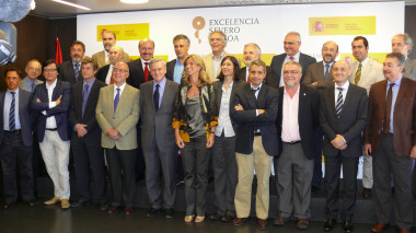 <p>Directores de los 22 centros y unidades finalistas que competían por uno de los (como máximo) 10 distintivos de excelencia del programa Severo Ochoa 2011. Imagen: MICINN.</p>