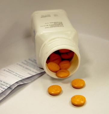<p>La población de entre 16 y 44 años es la más proclive a automedicarse. Imagen: SINC.</p>