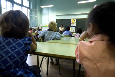 <p>Los escolares están expuestos a la contaminación del aire debido al tráfico. / Sinc</p>