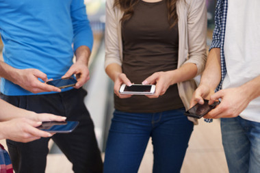 <p>Cuatro de cada cinco telefónos móviles en España son <em>smartphones</em>, el índice más alto de Europa. / Fotolia</p>