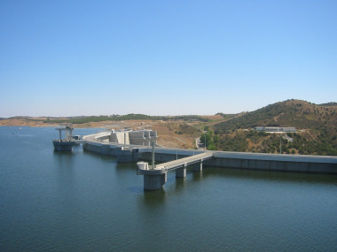 
<!-- START: including template: extension/sinc/design/ezwebin/templates/content/datatype/view/ezxmltags/paragraph.tpl (design:content/datatype/view/ezxmltags/paragraph.tpl) -->
<p>Embalse de Alqueva. Foto: Brian Boru.</p>
<!-- STOP: including template: extension/sinc/design/ezwebin/templates/content/datatype/view/ezxmltags/paragraph.tpl (design:content/datatype/view/ezxmltags/paragraph.tpl) -->
