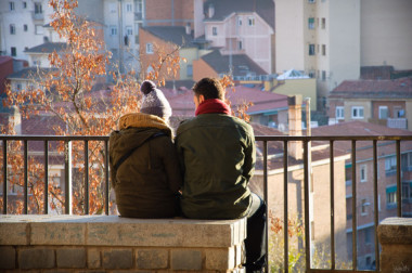 <p>La pareja se ve afectada por la simulación de emociones en el trabajo. / <a href="https://flic.kr/p/bmENWD" target="_blank">David Fernández</a></p>