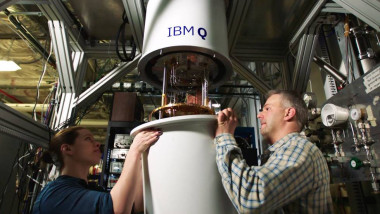 <p>Los ordenadores cuánticos IBM Q necesitan temperaturas cercanas al cero absoluto para funcionar. / IBM</p>