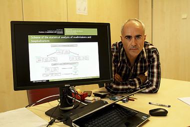<p>Asier Garmendia y otros investigadores del Grupo de Inteligencia Computacional han desarrollado los algoritmos. / Nagore Iraola/UPV/EHU</p>