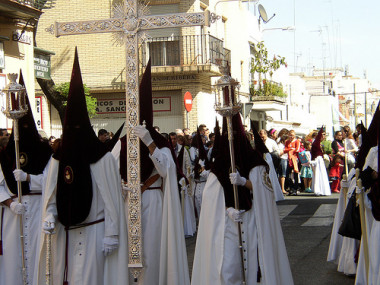 
<!-- START: including template: extension/sinc/design/ezwebin/templates/content/datatype/view/ezxmltags/paragraph.tpl (design:content/datatype/view/ezxmltags/paragraph.tpl) -->
<p>Hermandad de El Cerro en Sevilla. Foto: Juanma Díaz.</p>
<!-- STOP: including template: extension/sinc/design/ezwebin/templates/content/datatype/view/ezxmltags/paragraph.tpl (design:content/datatype/view/ezxmltags/paragraph.tpl) -->
