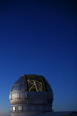 <p>El Gran Telescopio CANARIAS apunta al firmamento. Foto: Pablo Bonet/ IAC.</p>