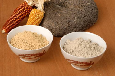 <p>Los granjeros canarios llevan 2.000 años cultivando la misma variedad de cebada que se emplea para hacer gofio. Posteriormente incorporaron otros cereales, como el centeno y el maíz. / Imagen: Gobierno de Canarias</p>
