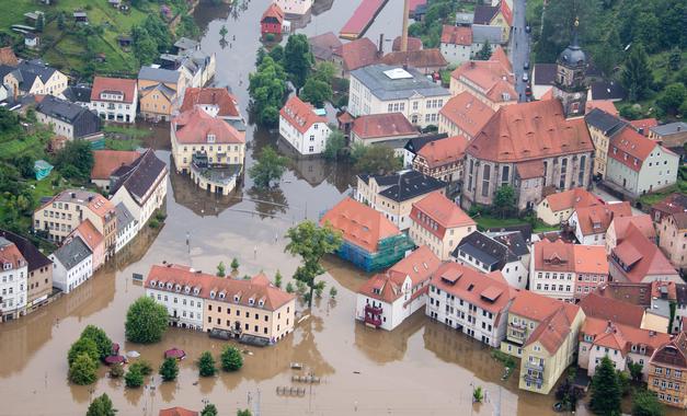 <p>Inundaciones en Koenigstein (Alemania). / EFE.</p>