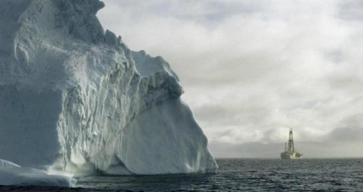 <p>El análisis de los sedimentos muestra que la estabilidad del mayor casquete de hielos terrestre está influenciada por la presencia de la banquisa de hielos en los océanos que rodean la Antártida. / CSIC. </p>