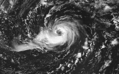 <p>Huracán Vince, que afectó a la península ibérica en octubre de 2005. / <a href="http://es.wikipedia.org/wiki/Hurac%C3%A1n_Vince#mediaviewer/Archivo:Hurricane_Vince_eye_2005.jpg" target="_blank">Wikipedia</a></p>