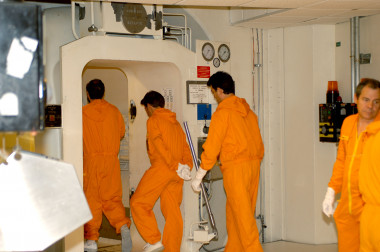 <p>Las exposiciones a dosis bajas son típicas de las exposiciones ambientales u ocupacionales, como las recibidas por los trabajadores de centrales nucleares. / Foro nuclear</p>