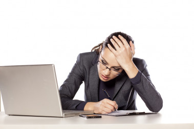 <p>Según los autores, las mujeres en posiciones altas tienen que afrontar tensiones, estereotipos, prejuicios e insubordinación. / Fotolia</p>