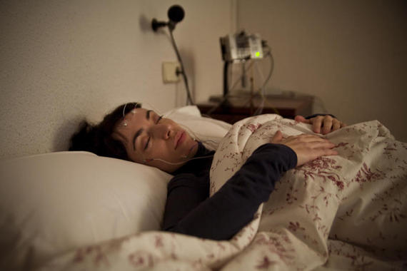 <p>Prueba de apnea del sueño. Imagen: SINC</p>
