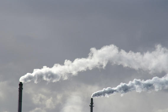 <p><a href="http://plataformasinc.es/index.php/esl/imagenes/inicio/(imagen)/43744" target="_self">Emisiones de CO2</a>. Foto: Ian Britton.</p>