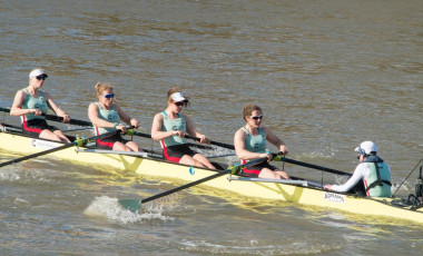 <p>Equipo del club de remo femenino de la Universidad de Cambridge. / Fred Lewsey (Universidad de Cambridge) </p>