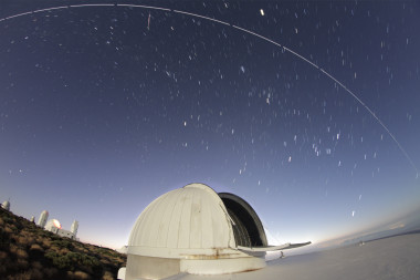 <p>La lluvia de Perseidas de 2011 desde el Observatorio del Teide. Imagen: IAC.</p>