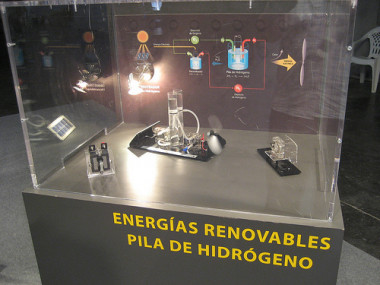 
<!-- START: including template: extension/sinc/design/ezwebin/templates/content/datatype/view/ezxmltags/paragraph.tpl (design:content/datatype/view/ezxmltags/paragraph.tpl) -->
<p>Demostrador de pila de hidrógeno. Imagen: Fotero</p>
<!-- STOP: including template: extension/sinc/design/ezwebin/templates/content/datatype/view/ezxmltags/paragraph.tpl (design:content/datatype/view/ezxmltags/paragraph.tpl) -->
