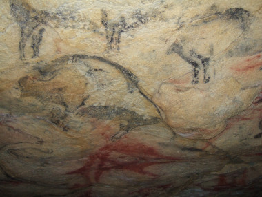 <p>Pintura de la Sala de los Polícromos en la Cueva de Altamira. /Soledad Cuezva.</p>