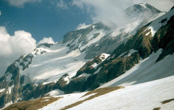 <p>Glaciar del Monte Perdido en los Pirineos. Foto: SINC / Juan José González Trueba.</p>