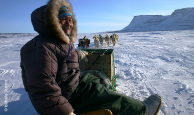 <p>Inuit de la región de Nunavik, Canadá. / © Isabelle Dubois <a href="http://www.nunavik-tourism.com/" target="_self">http://www.nunavik-tourism.com/</a></p>