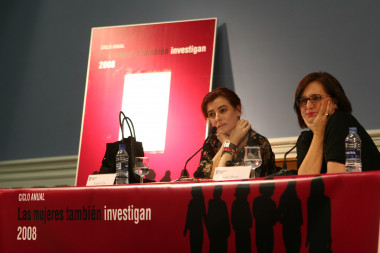 
<!-- START: including template: extension/sinc/design/ezwebin/templates/content/datatype/view/ezxmltags/paragraph.tpl (design:content/datatype/view/ezxmltags/paragraph.tpl) -->
<p> Ángeles Caso (Izq.) e Isabel Morant (dcha.) durante el coloquio. Foto: FECYT</p>
<!-- STOP: including template: extension/sinc/design/ezwebin/templates/content/datatype/view/ezxmltags/paragraph.tpl (design:content/datatype/view/ezxmltags/paragraph.tpl) -->
