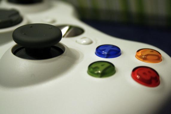<p>Los expertos no están en contra del uso de videojuegos ni ordenadores en niños epilépticos. / <a href="http://www.flickr.com/photos/dominic-hallau_de/69497409/sizes/o/" target="_blank">Schereiblockade</a></p>